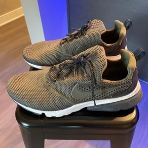 Men’s Nike running shoes